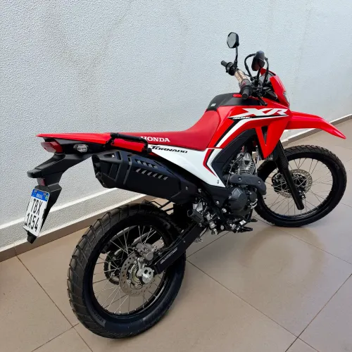 Honda XR300L Tornado 2026 + guidão Renthal Original 