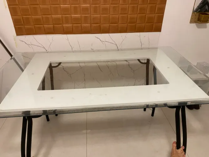 Mesa compacta para qualquer ambiente
