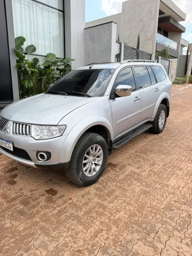 Mitsubishi Pajero Dakar HPE 3.2 4X4 T.I Dies 5P AUT 2010