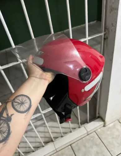 CAPACETE 