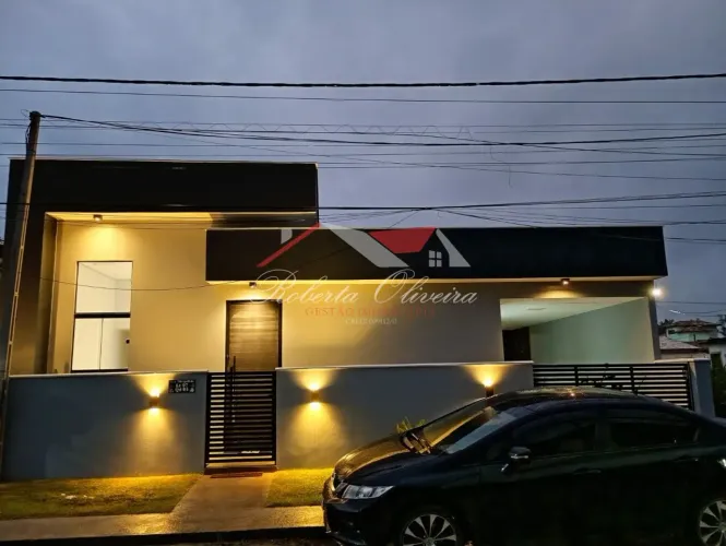 CASA À VENDA NO CONDOMÍNIO SANTA MARGARIDA II UNAMAR CABO FRIO/RJ (LADO PRAIA)