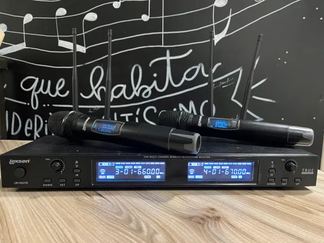 Microfone sem fio Lexsen LM 1002 td