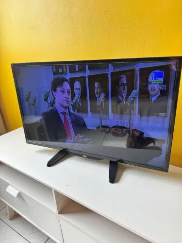 TV AOC 32? LED Completa com Controle | Ótimo Estado