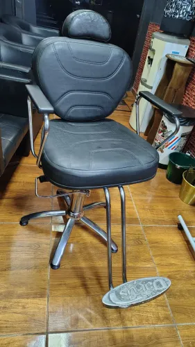 Cadeira de Barbeiro Reclinável Darus 