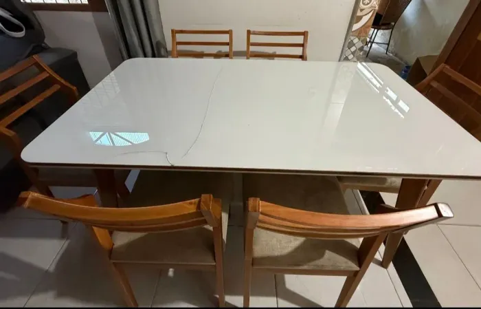 Mesa de madeira 