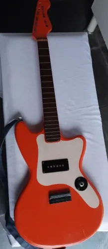 Guitarra infantil Giannini 1970