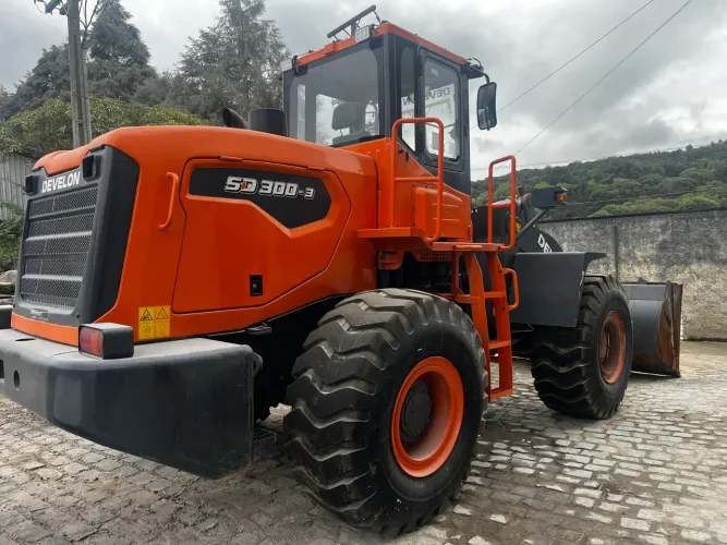 Pá carregadeira doosan