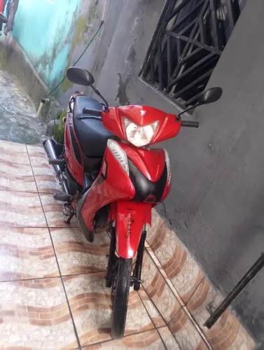 Moto muito boa 