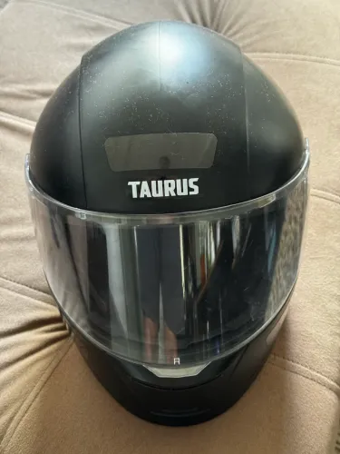 Capacete Taurus