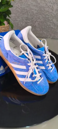 Tênis Adidas feminino