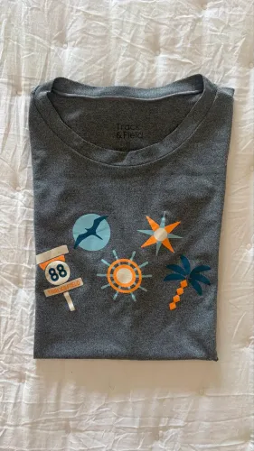 Camiseta- Track & Field Infantil