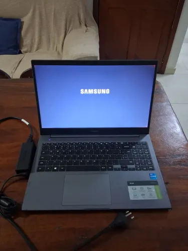 Notebook Samsung Book i3 11ª Geração 12GB RAM HD 1TB