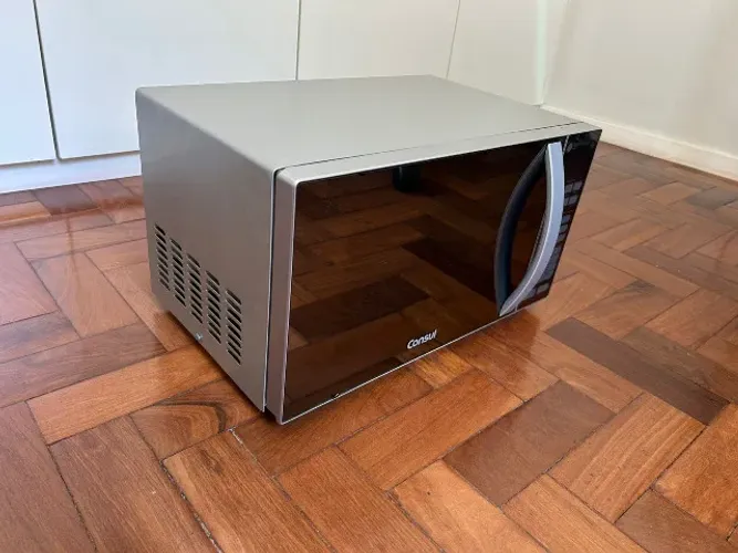 Micro-ondas Consul 20 litros - modelo CM020BFANA - 127V