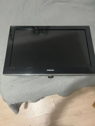 Tv 32 polegadas não é smartv