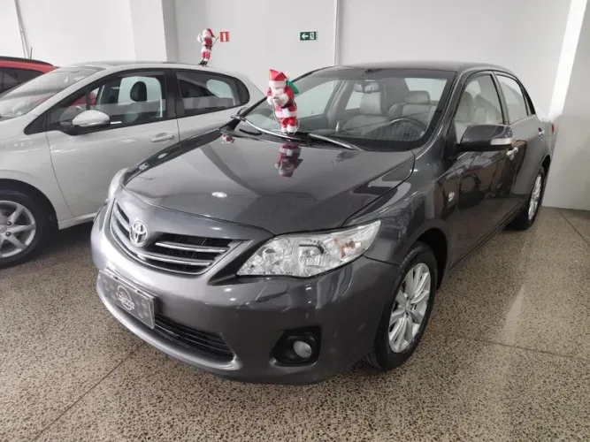 Toyota Corolla Altis 2.0 Flex 16V Aut. 2012