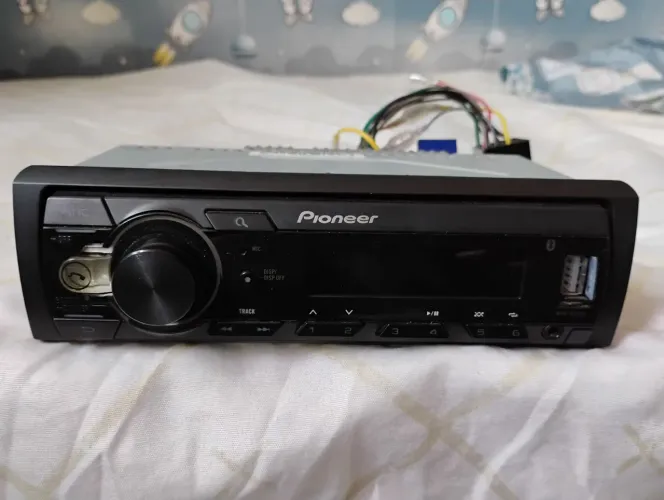 Pioneer MVH-S218BT