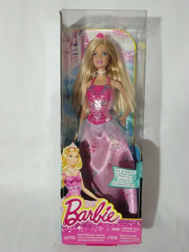 Boneca Barbie Mix & Match Princesa