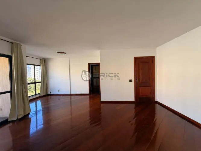 Apartamento à venda com 3 quartos sendo 1 suíte, 160 m² em Agriões - Teresópolis/RJ.