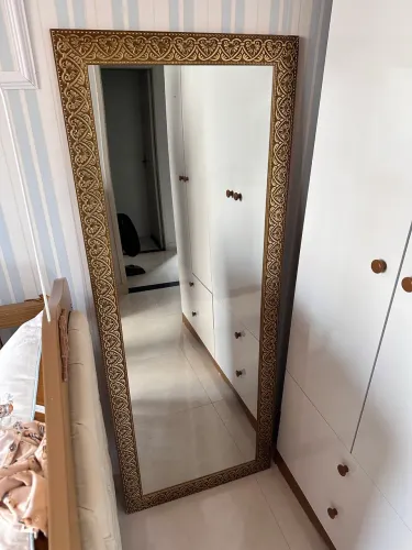 Vendo espelho 1,5 por 0,5 com moldura 