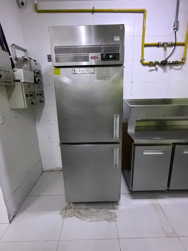 Geladeira inox cozil