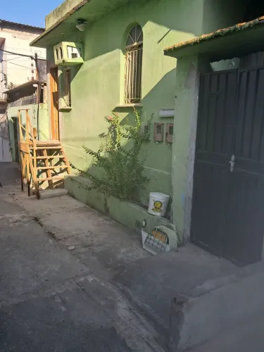 Vende se esta casa