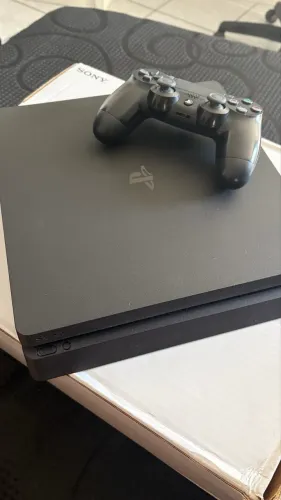 PlayStation 4 slim