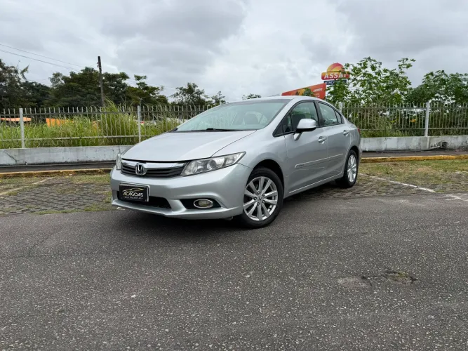 Honda Civic Sedan LXS 1.8/1.8 Flex 16V Aut. 4P 2013