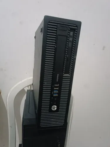 CPU HP Core i5 8GB Wi-Fi 