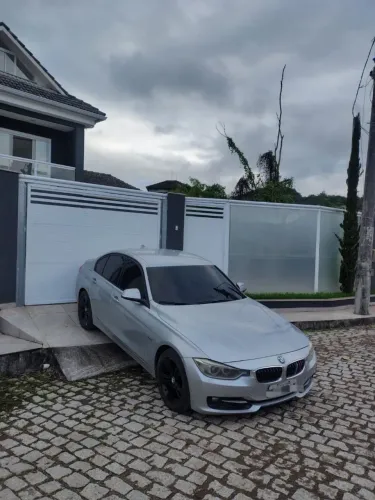 BMW 320I A 2.0 Turbo/activeflex 16V 184cv 4P 2014