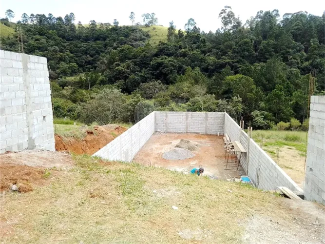 Terreno à venda em Centro - SP