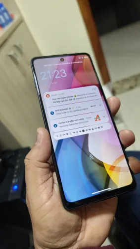 Motorola G200