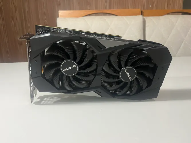 GTX 1660 Super Gigabyte 6GB