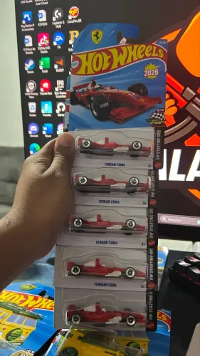 Hot wheels f1 Ferrari 2004