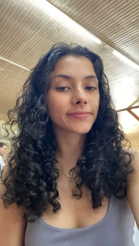 Arrumo casa, guarda roupas, cuido de crianças