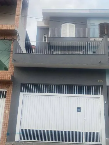Sobrado com 3 dormitórios para alugar, 100 m² por R$ 3.998,00/mês - Vila Bancária Munhoz -