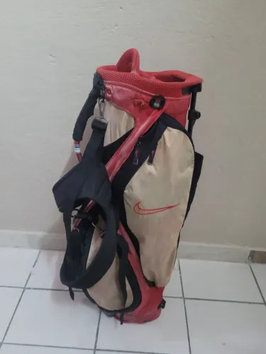 Bolsa de golfe Nike usada
