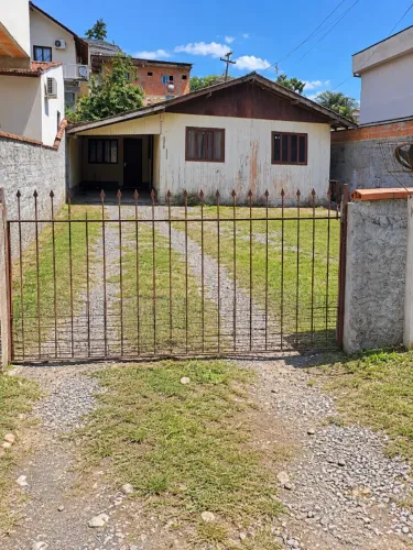 Terreno amplo de 258m² no Petrópolis - Joinville / SC