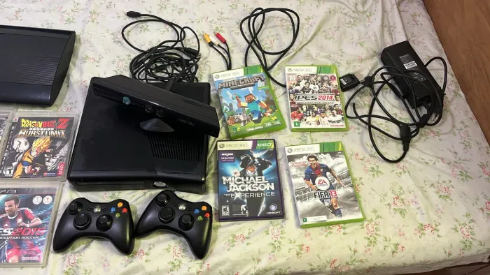 Xbox 360 + Kinect + 2 Controles + Jogos 