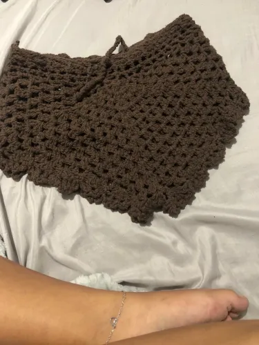 Short de crochê marrom tamanho único