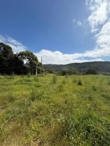Vendo terreno em Rancho queimado *1600m2,