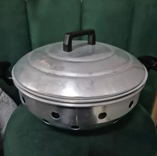 Panela multifuncional