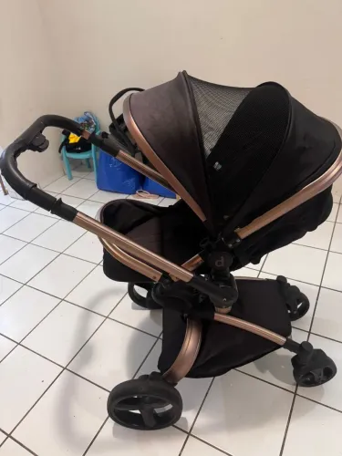 Carrinho de bebê Dzieco