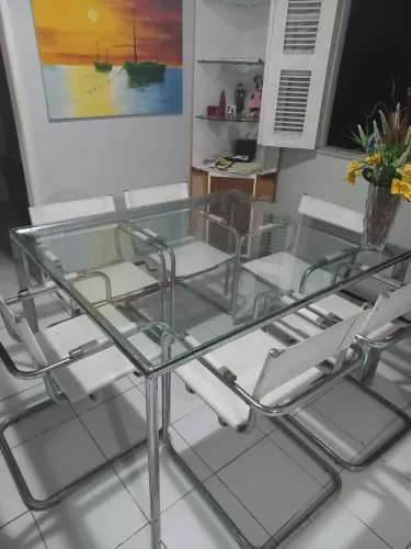 Mesa de vidro quadrada