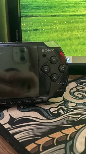 PSP D3SBLOQUEADO MODELO 2000