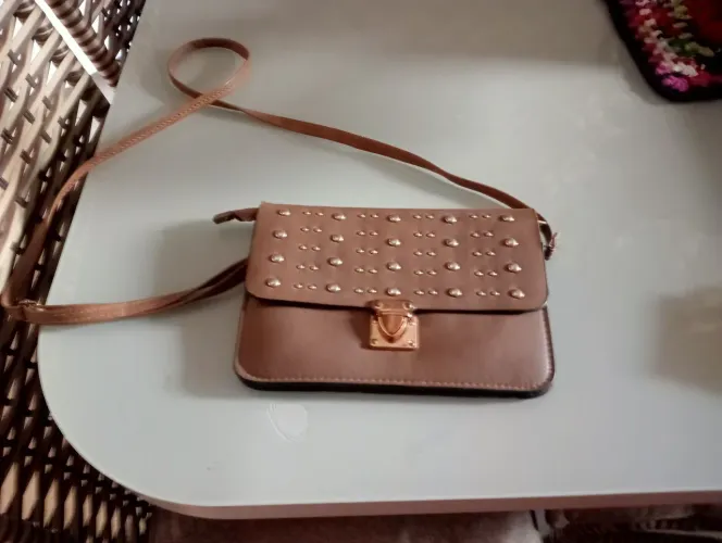 Bolsa marrom estilosa