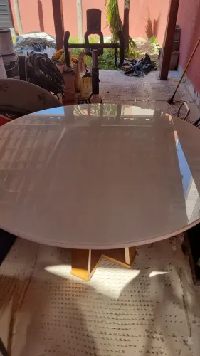 Mesa de jantar redonda