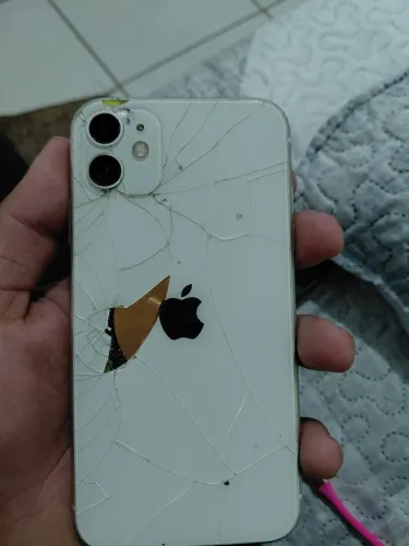 IPhone 11 128, gb pra vender rápido!!