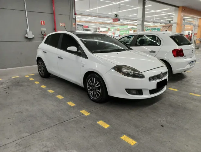 Fiat Bravo Essence 1.8 Flex 16V 5P 2014