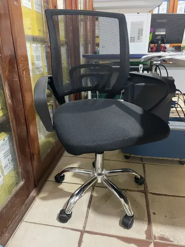 Vendo cadeira para escritório