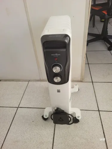Aquecedor a óleo 1500w BAQ1720B Britânia